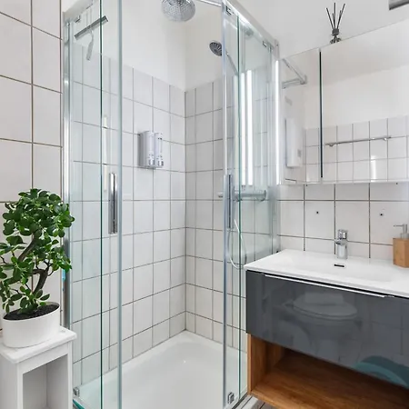 Апартаменты Messe, Monteure, Budget - Einfache Komfortable 2 Personen *