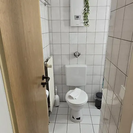 Messe, Monteure, Budget - Einfache Komfortable 2 Personen Дуйсбург