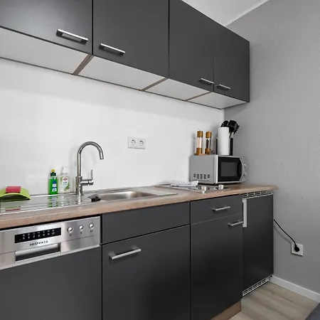 Messe, Monteure, Budget - Einfache Komfortable 2 Personen