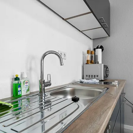 Апартаменты Messe, Monteure, Budget - Einfache Komfortable 2 Personen