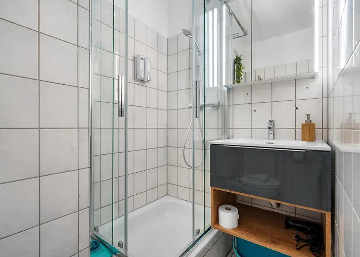 Messe, Monteure, Budget - Einfache Komfortable 2 Personen Διαμέρισμα